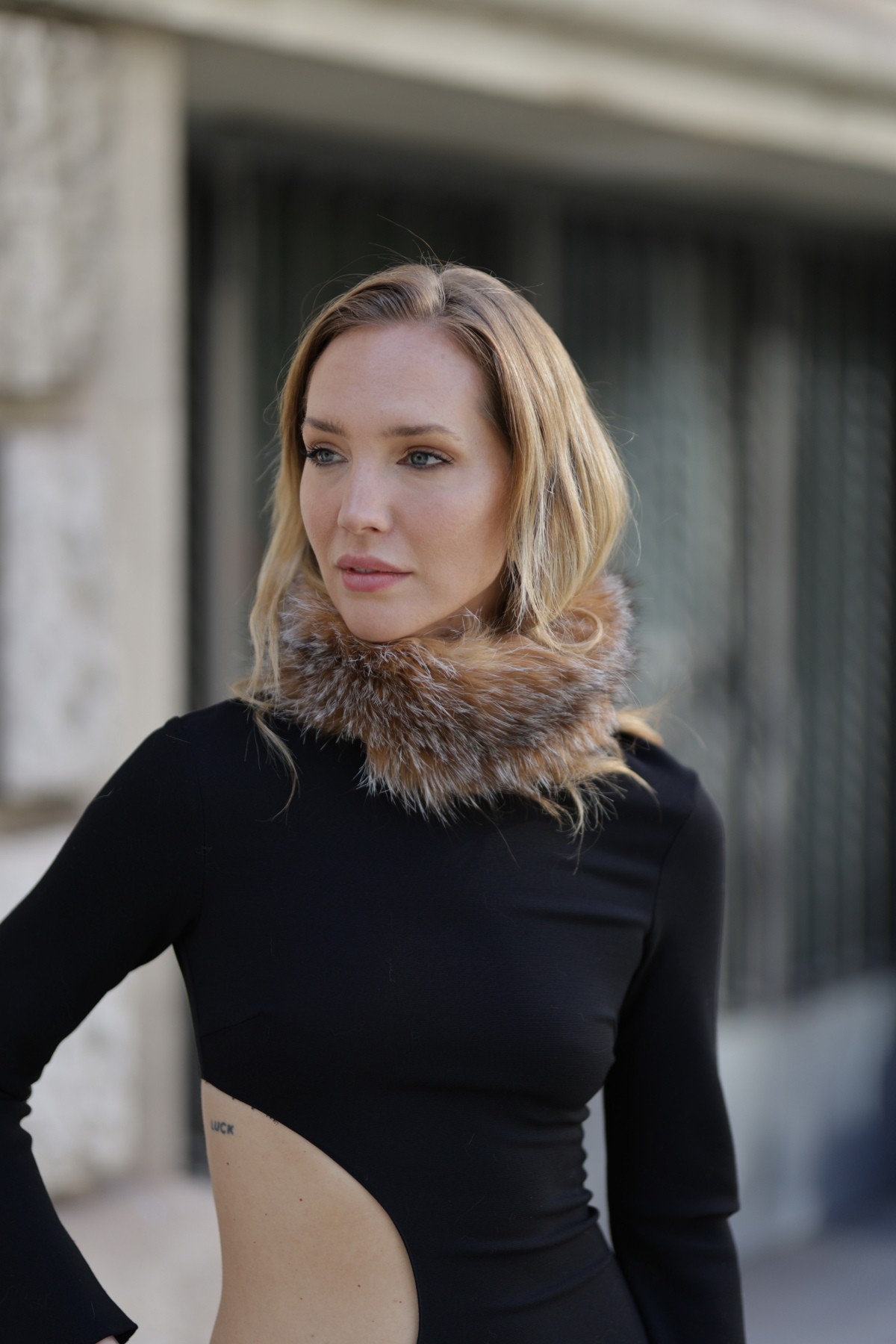 Cuello Roma Tallas Talla única Colores Miel