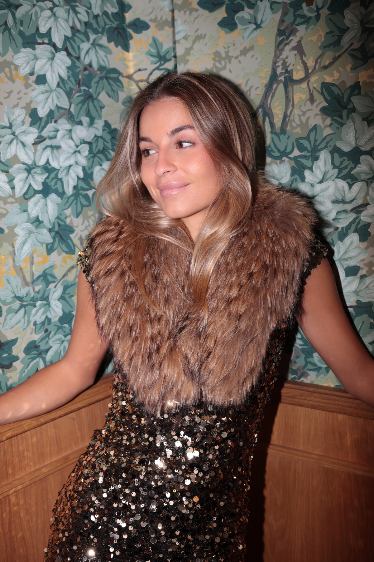 Cuello Liv Colores Beige natural Tallas Talla única