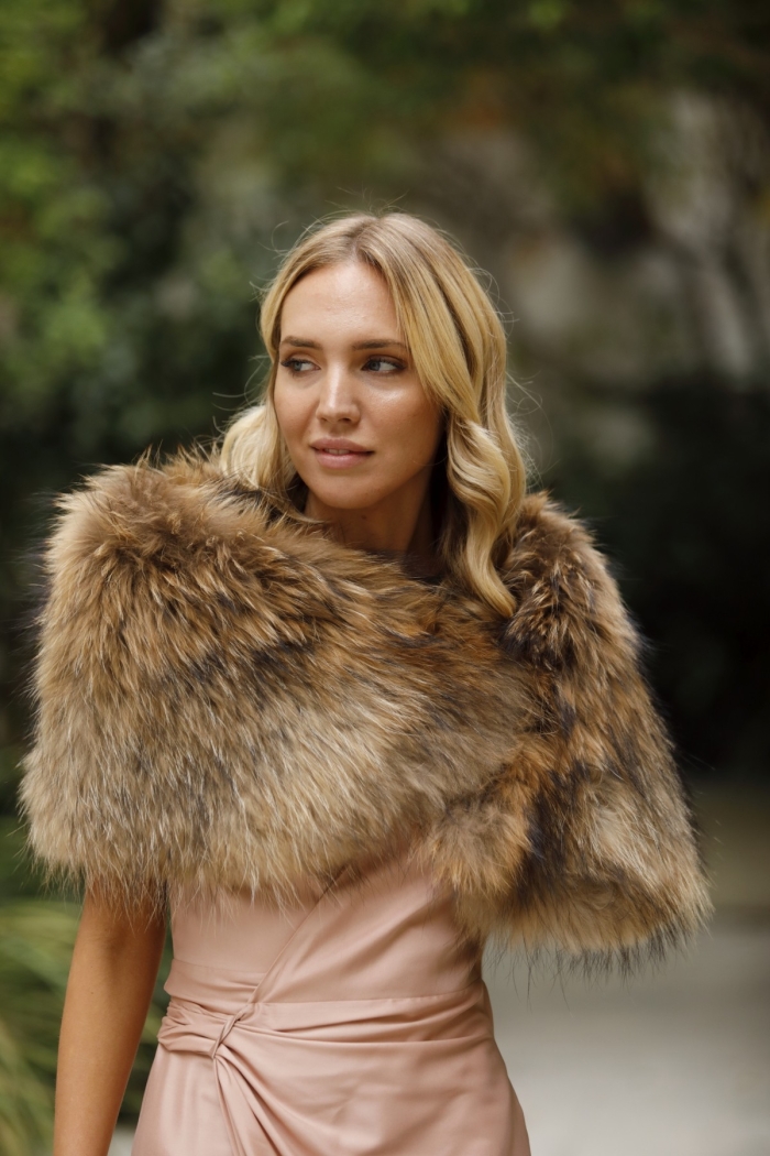 Étole Hellen  Couleurs Beige naturel Tailles Une taille