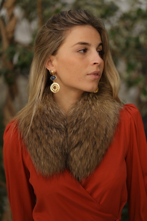 Cuello de piel de mapache Nicol