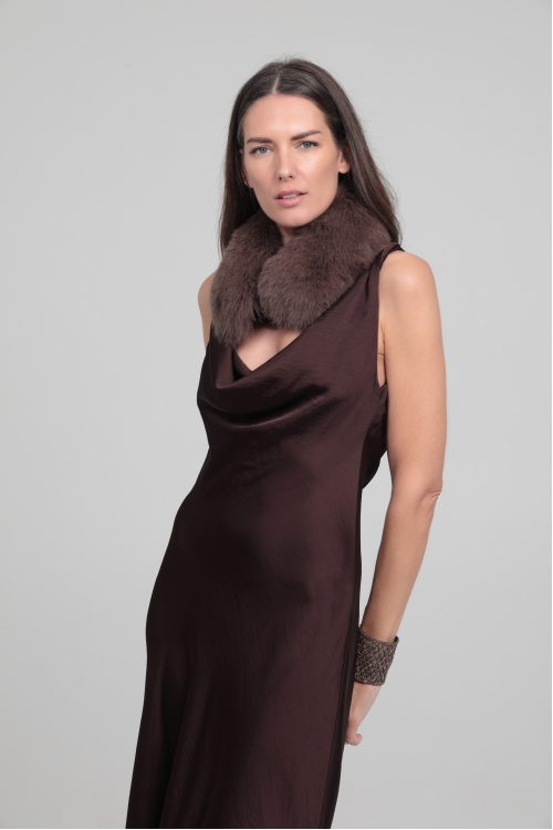 Cuello de piel de zorro calidad Sagafurs Italia