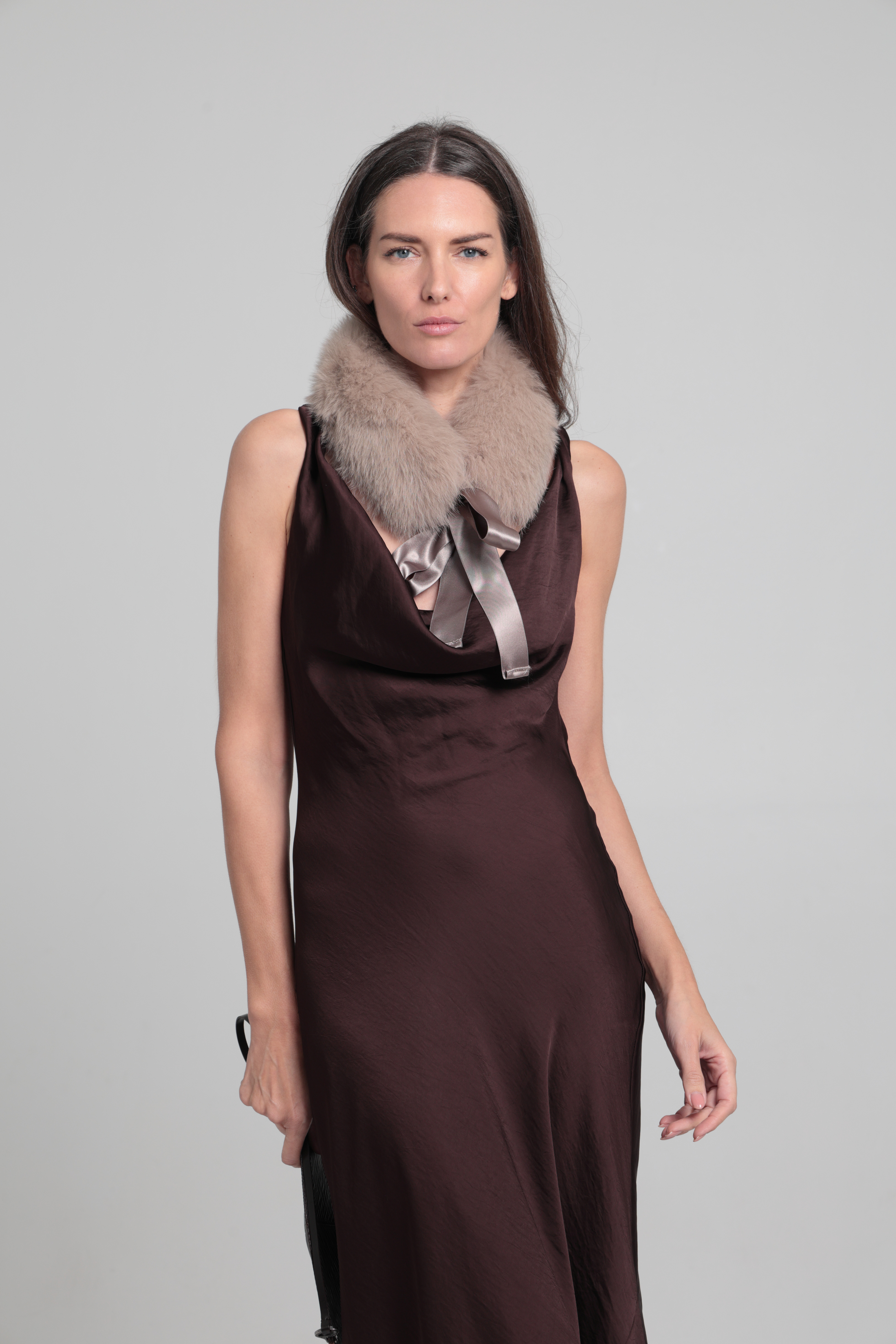 Cuello Verona Tallas Talla única Colores Beige