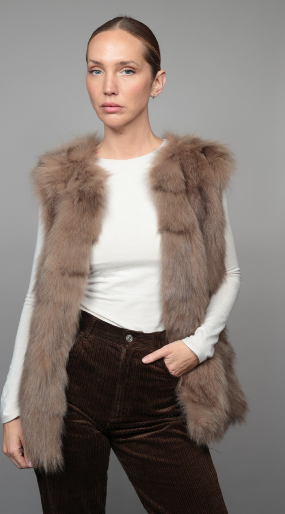 Chaleco  Diana Tallas M Colores Camel_copiar