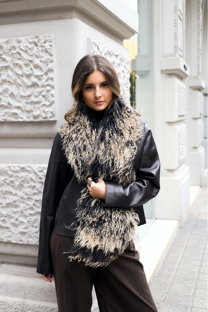 Estola Casandra - Talla única, Negro punta beige